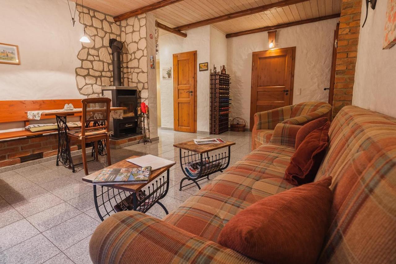 Apartments "Vier Napoleonslinden" Auerstedt Екстериор снимка